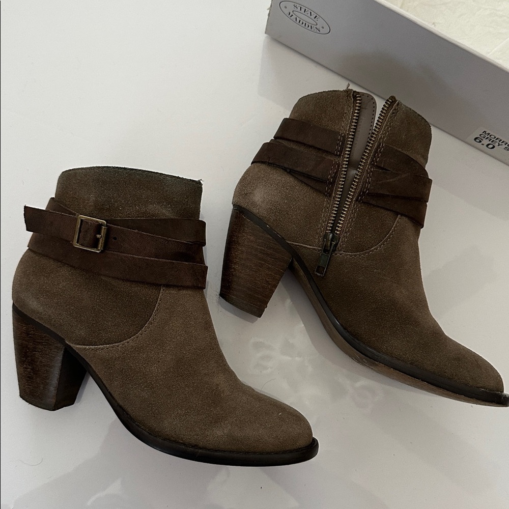 Steve Madden Morgan grey suede booties
